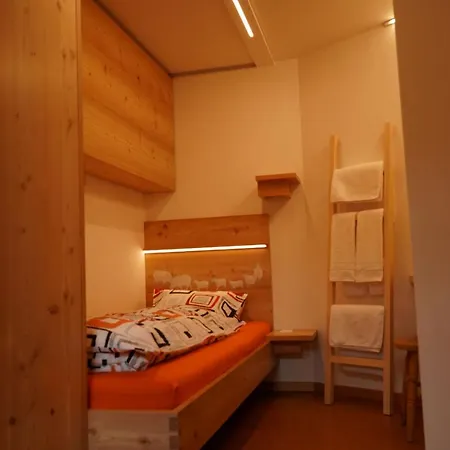 Crusch 32 Apartment Samedan Exterior photo