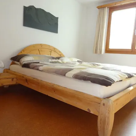 Crusch 32 Apartment Samedan Exterior photo