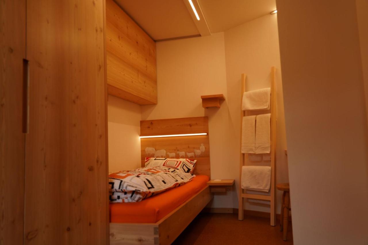 Crusch 32 Apartment *