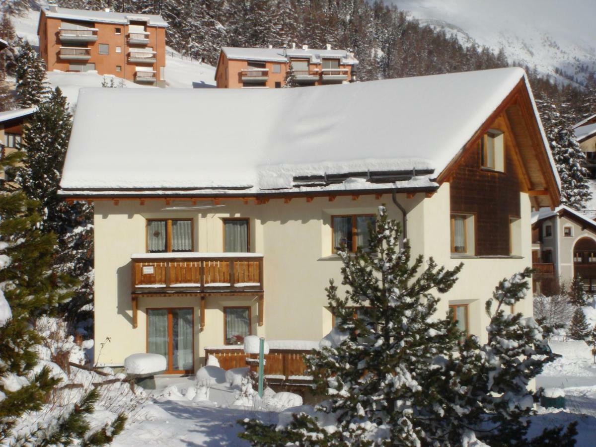 Apartment Crusch 32